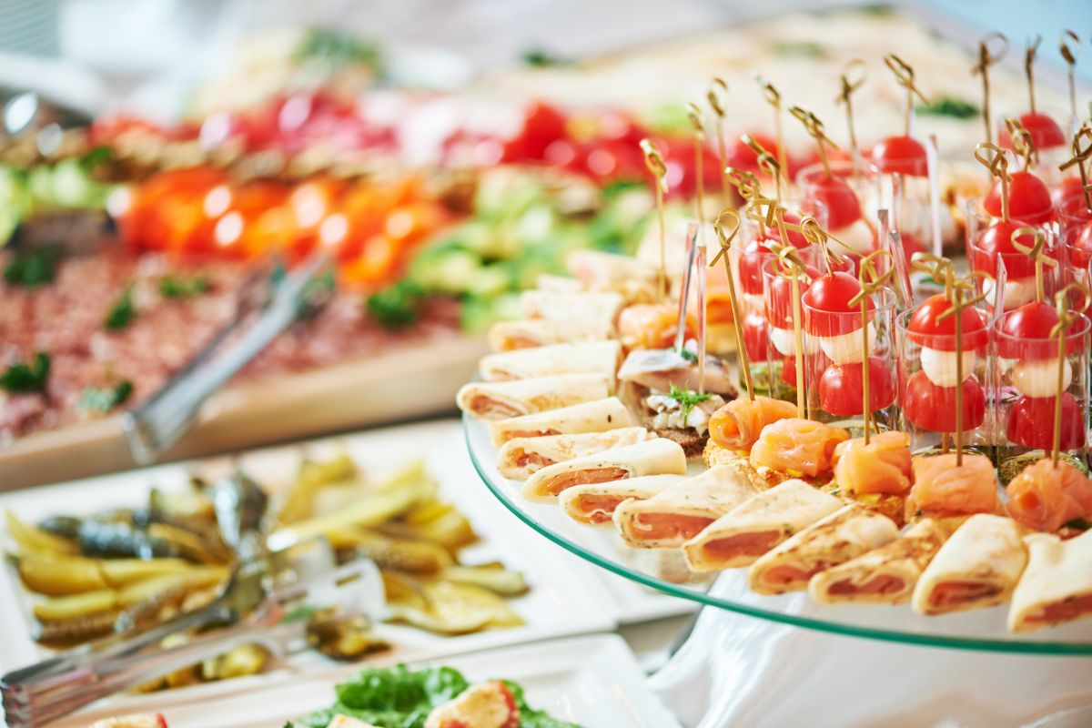 Cosa Offre un Servizio Catering?